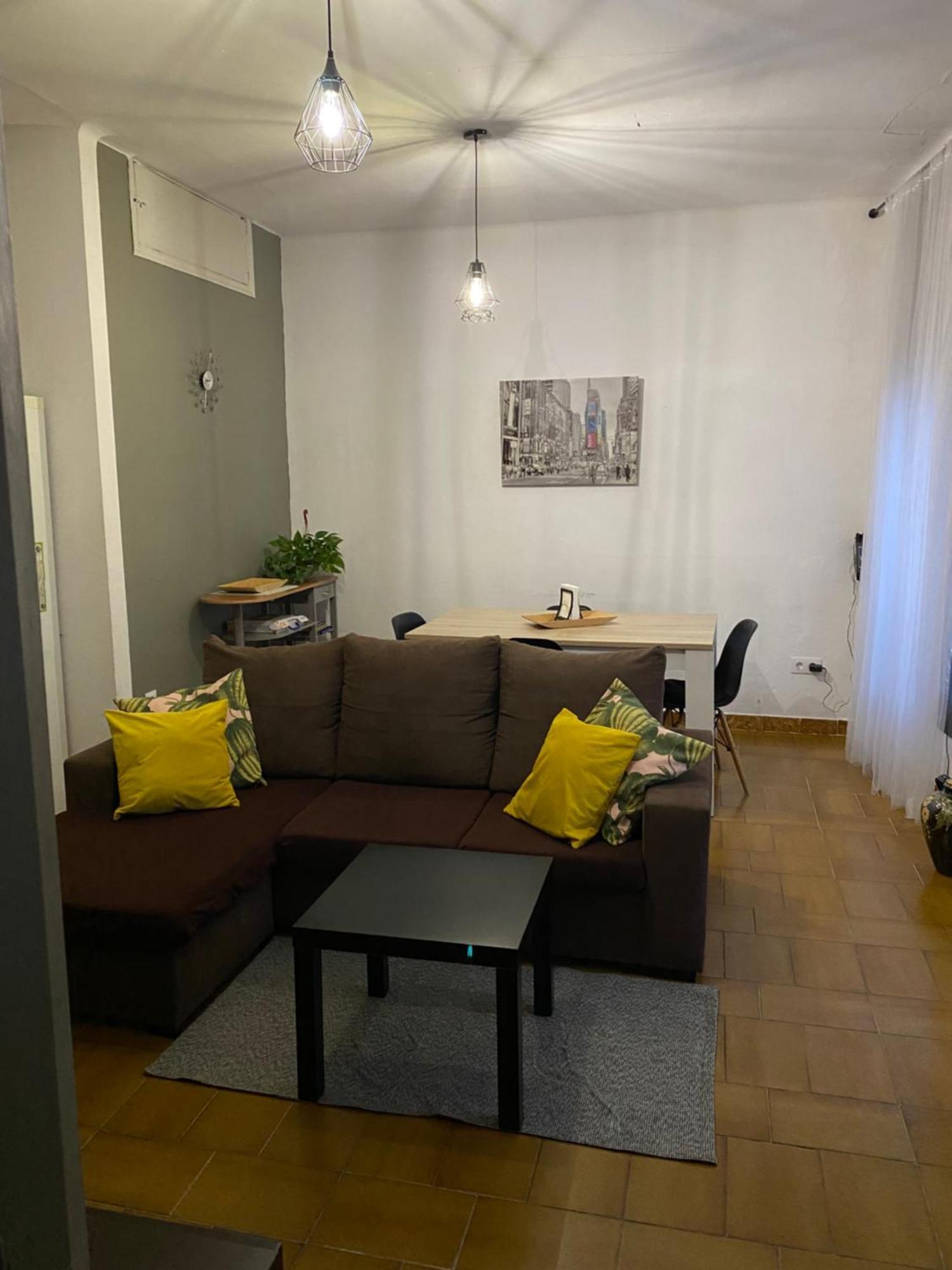 Apartamento Felicitat Figueres  Exterior photo
